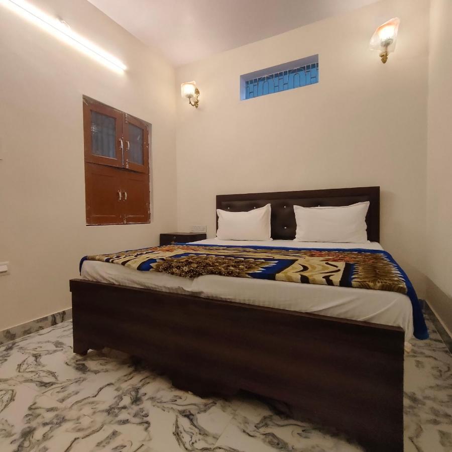 Hotel Shanti Inn Near Amritara Suryauday Haveli Varanasi Exterior photo